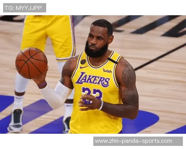 申京季前赛首秀致敬麦迪身穿传奇球衣闪耀登场